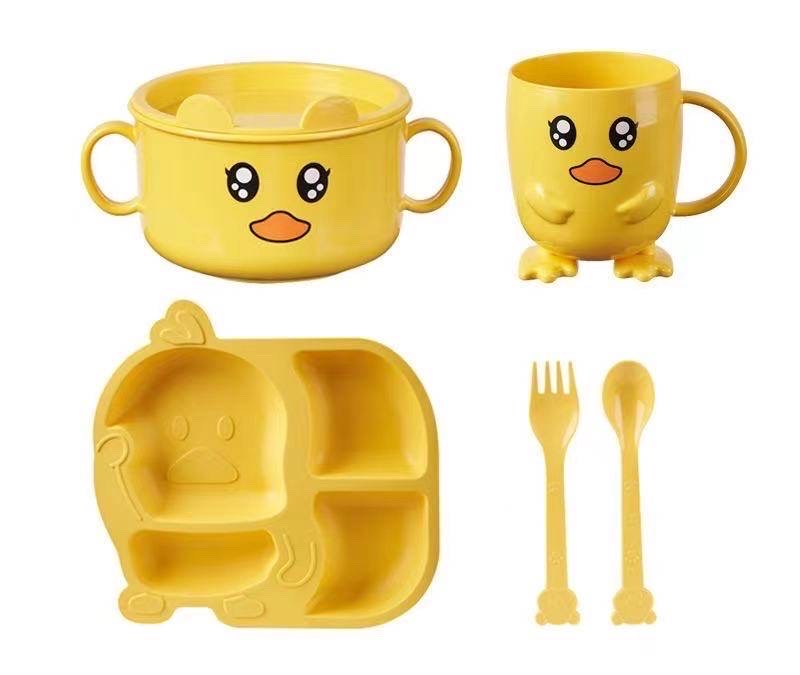 MARG KIT VAISSELLE Pour Bebes & Enfants 7 pièces : 1 assiette avec 4 compatibles, 1 bol avec couvercle, 1 tasse, 1 cuillère et 1 fourchette 1 bavoir, 1 tétine pour les fruits.